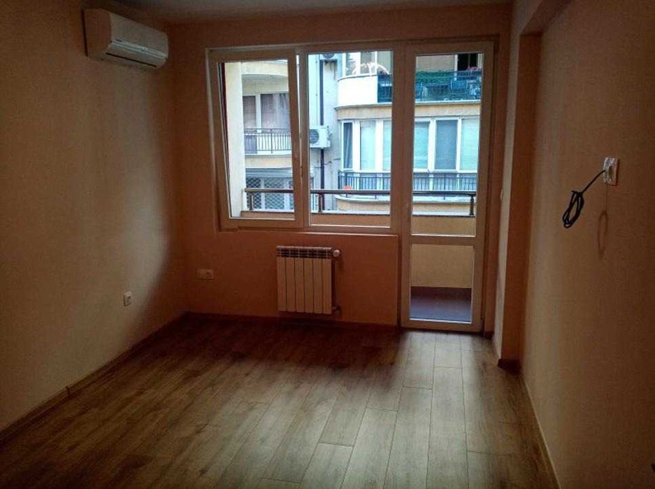 Дава се под наем Двустаен апартамент в София, Банишора - 50 кв.м за 460 € - Снимка #3