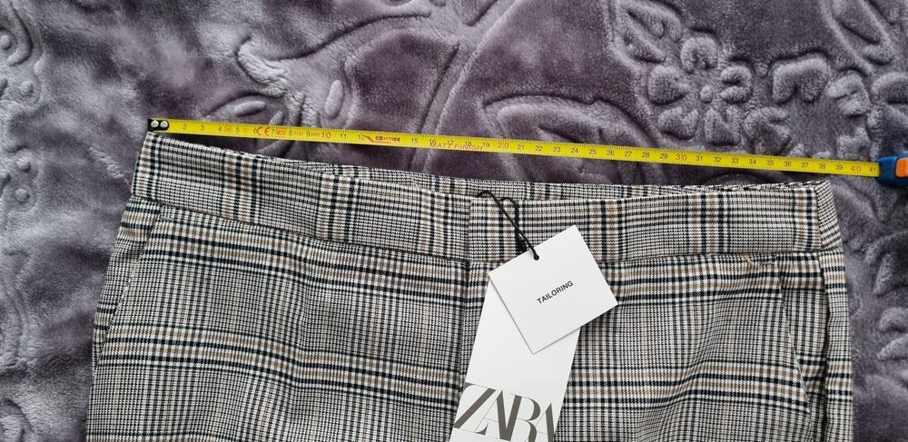 Pantaloni casual Zara Dama