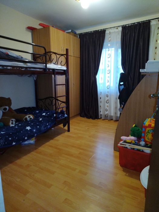 Apartament 3 camere decomandat, 2 băi, complet mobilat și utilat – Tomești, Iași – 109.900 € negociabil