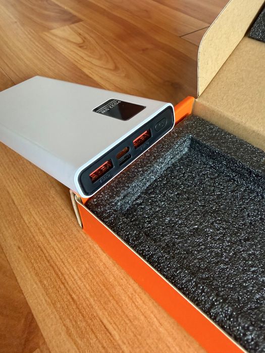 Baterie externa 10.000 mAh