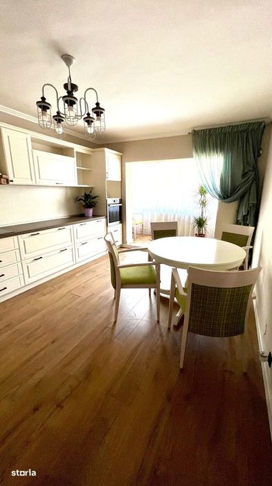 Apartament 3 camere de inchiriat in zona Aradul Nou