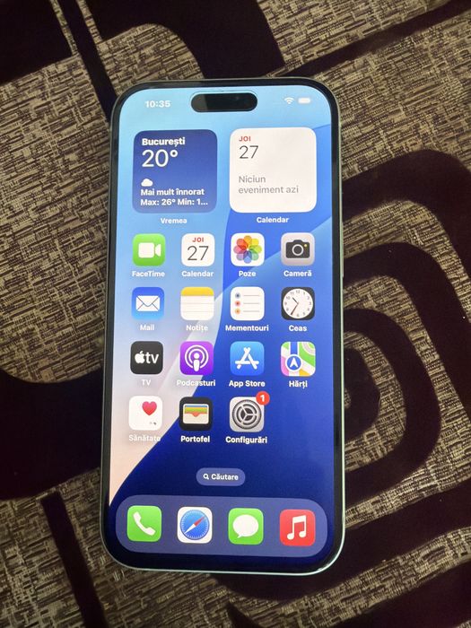 Iphone 15 functional fara schimb