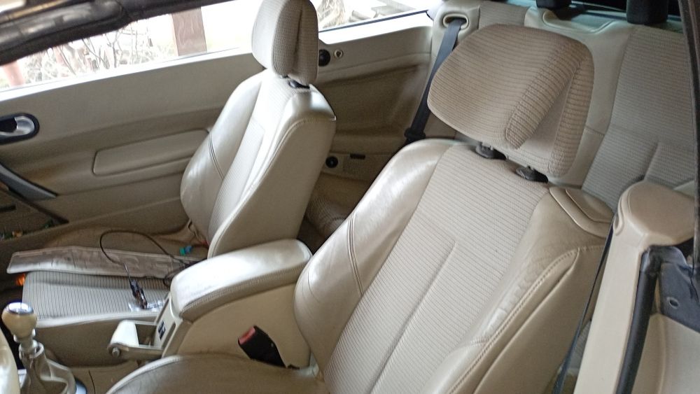 Megane 2 Cabrio 1.9 TDI 131cp Avariat