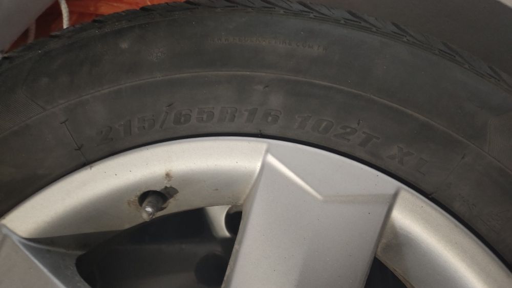 Комплект колес на 16 размер