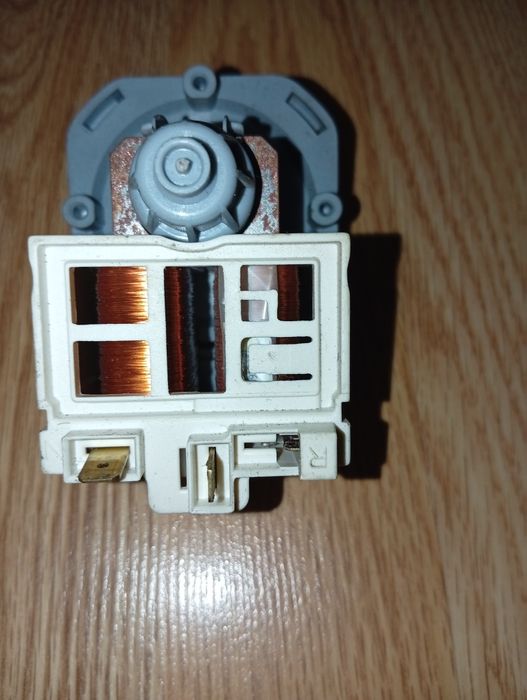 Помпа , насос стиральные машинки