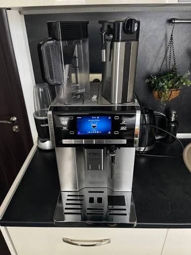 DeLonghi PrimaDonna Exclusive