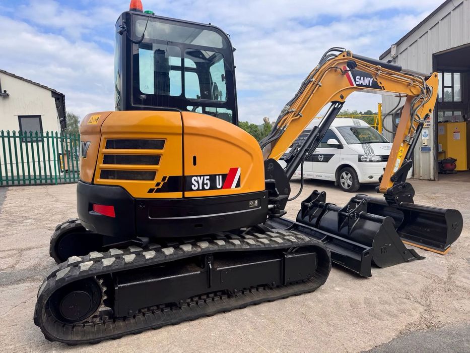 Sany SY50 Miniexcavator Sany SY 50 5300 kg  finantabil 5 ani in leasing