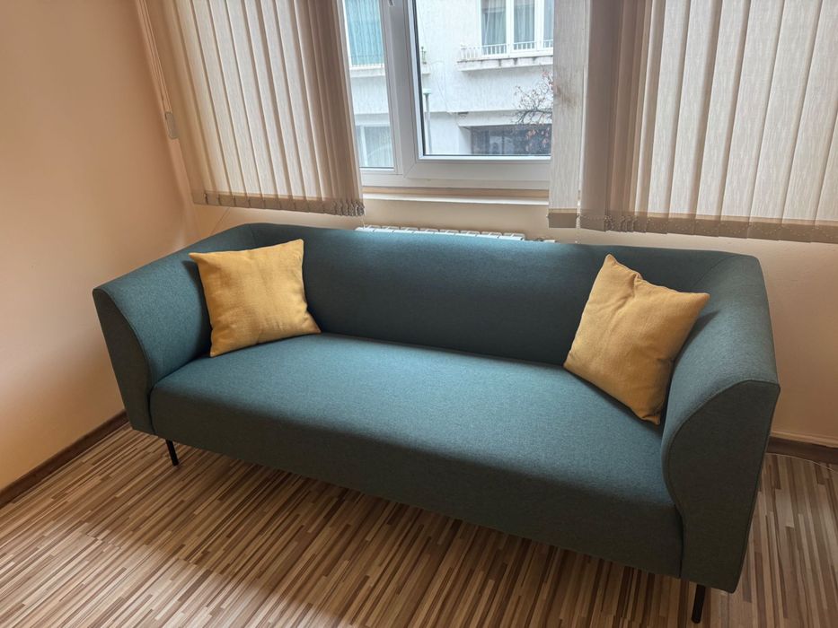 Чисто нов диван - триместен