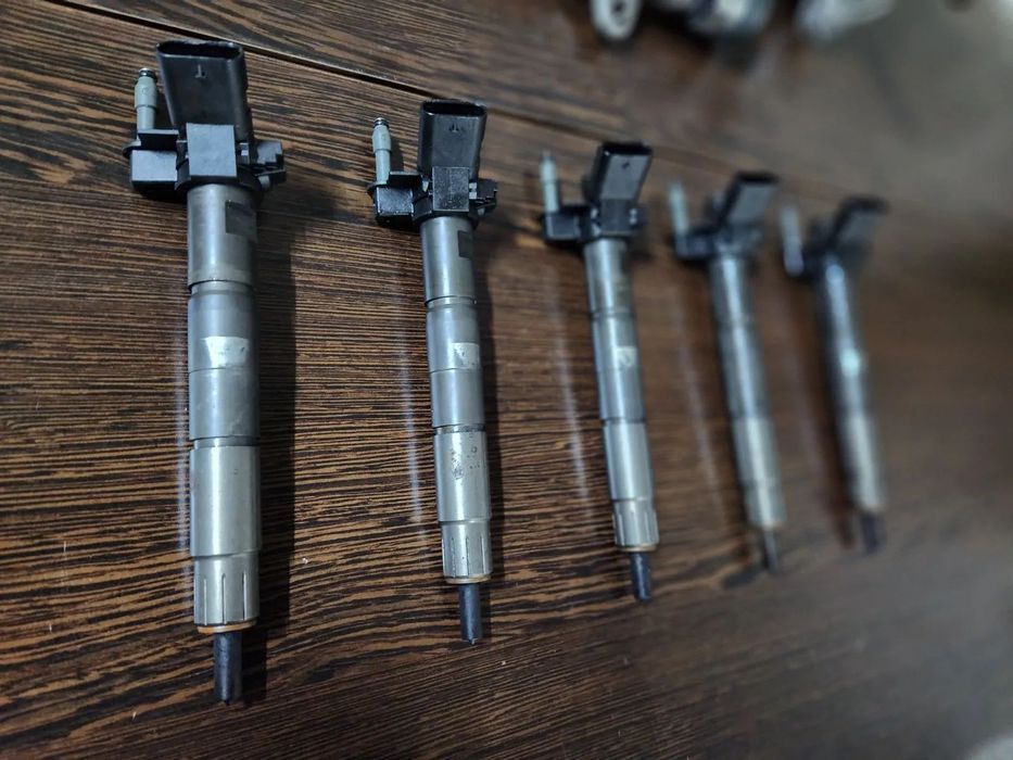 Injectoare Injector Nou Sub 1.000 Km Bmw 3.0 D 4.0 D Euro 6 B57 Cod  G20 G21 G30 G31 G01 G02 G11 G1