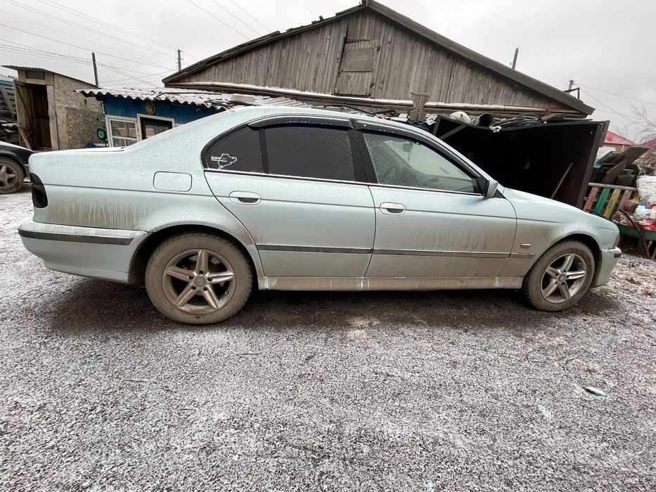 BMW e39 Продам Небольшое дтп в лс