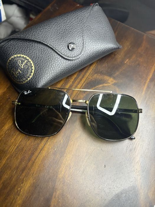 Ray-Ban