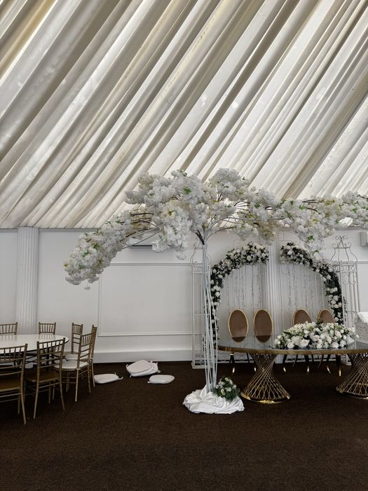 Copac dublu cu flori decorativ