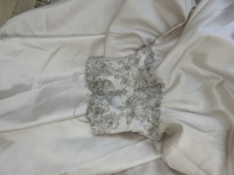 Свадебные платья недорого