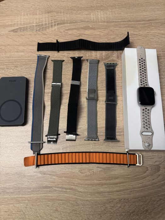 Apple watch series 9 45mm Silver