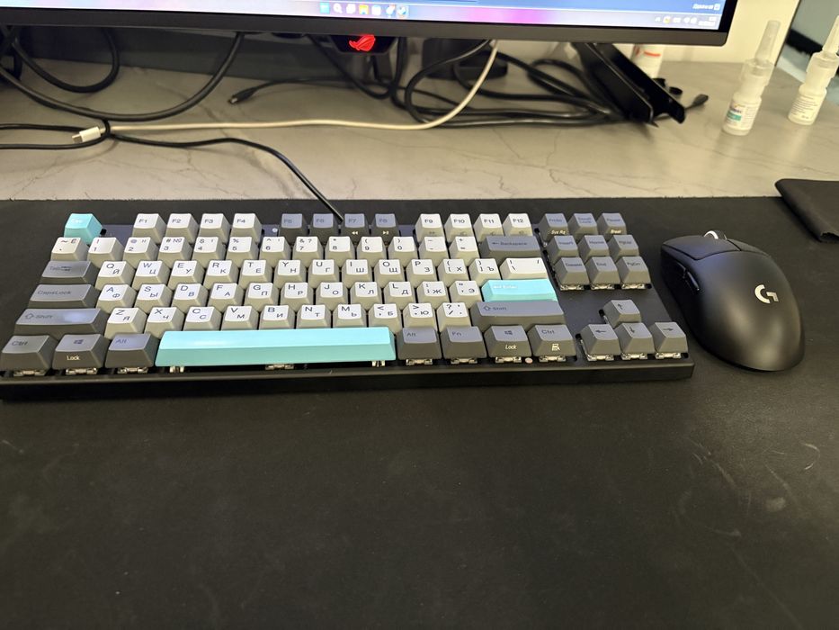 Продам сет мышь logitech g pro и клаву varmilo moonlight tkl 80