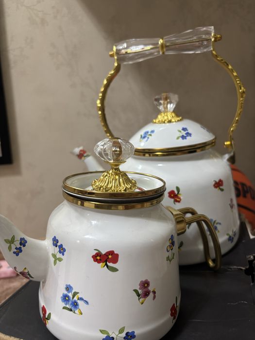 Чайник с заварником эмалированная