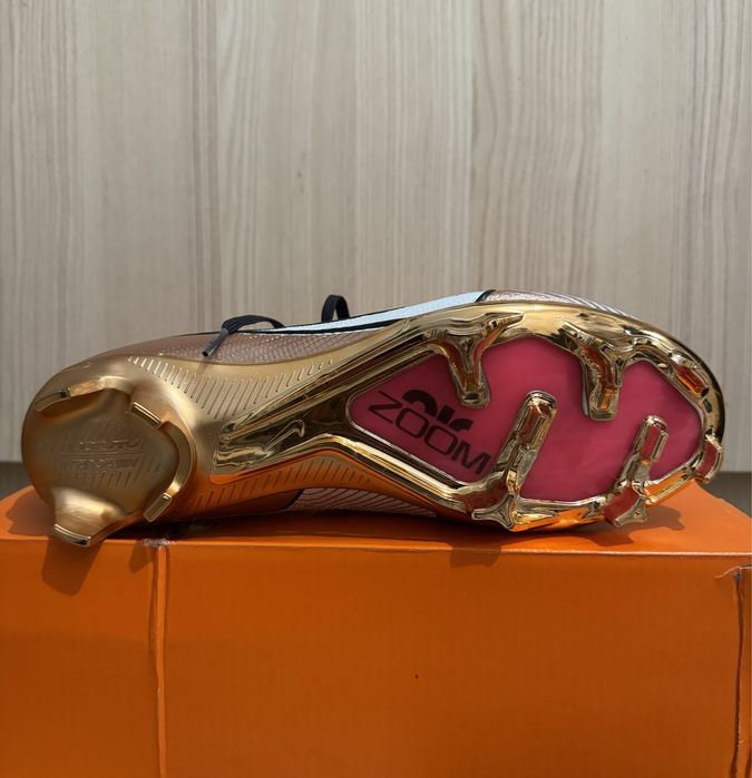 Продам бутсы nike air zoom