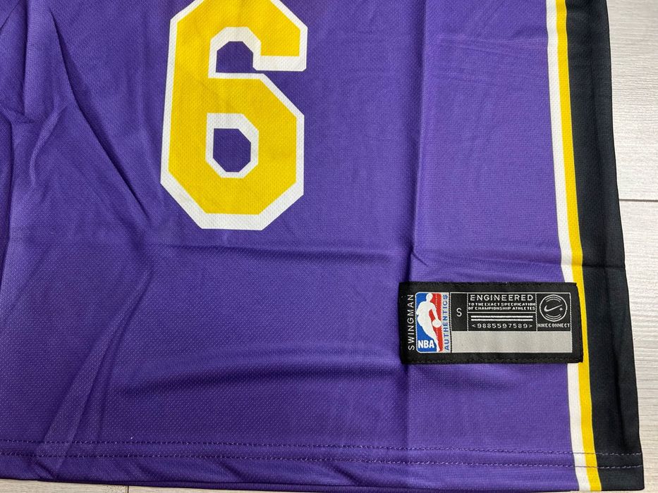 Maieu lakers James 6