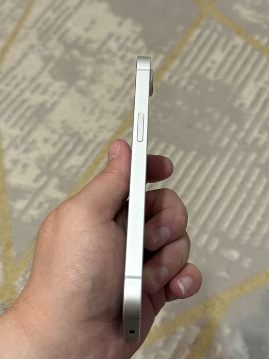 iPhone 16e 256GB