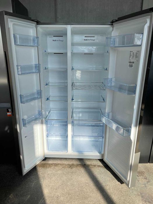 Хладилник с фризер HISENSE RS670N4BC2