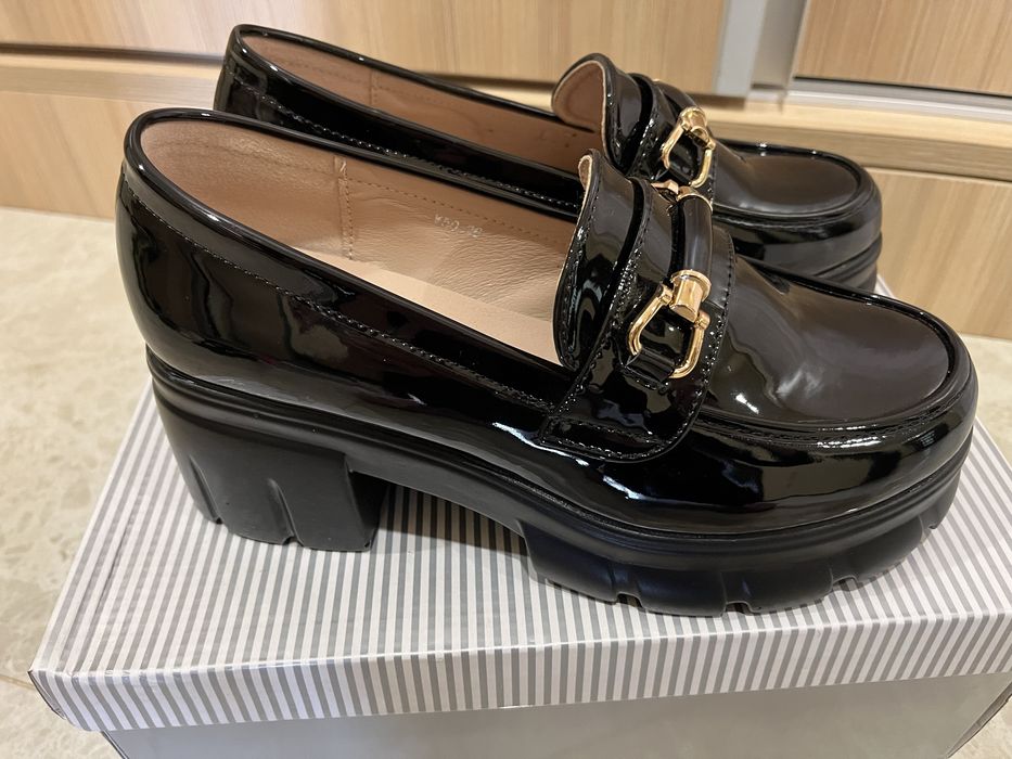 Обувки лоуфъри 36 номер