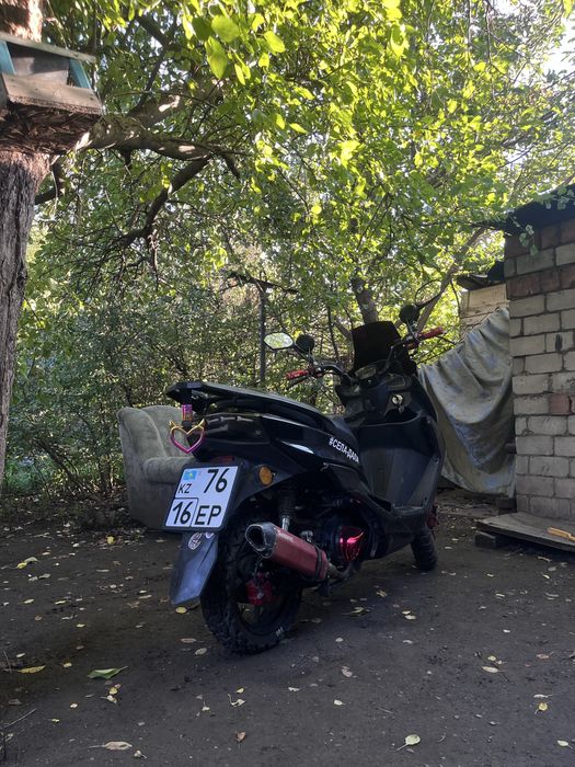 Продам мопед макси