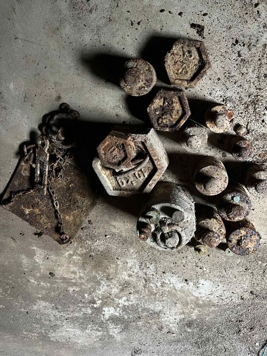 Căntar vechi cu greutăți