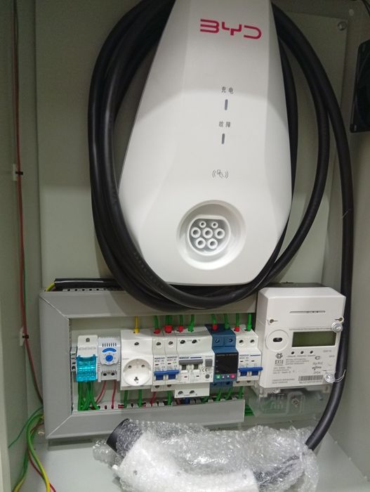 Стабилизатор напряжения