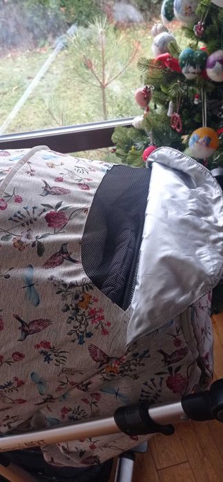 Много запазена Бебешка количка с два коша Espiro next