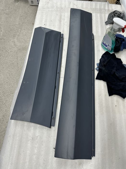 Bandouri uși stânga față spate vw tiguan 2.5na.cod:5na854939.ah.