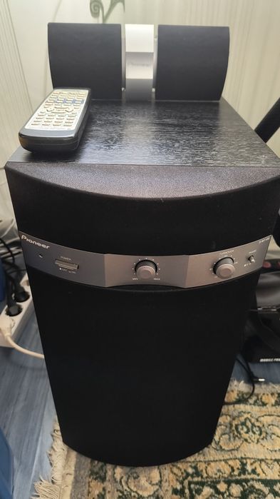 Reciever Pioneer VSX-C300 cu sistem 5.1 Pioneer