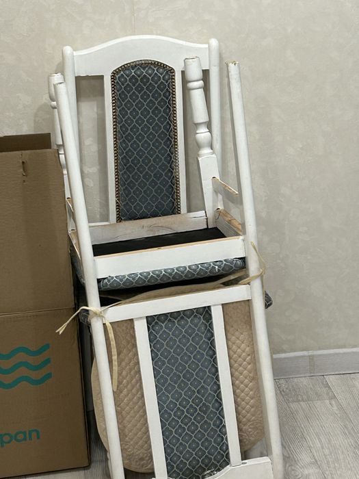 Продам стол со стульями