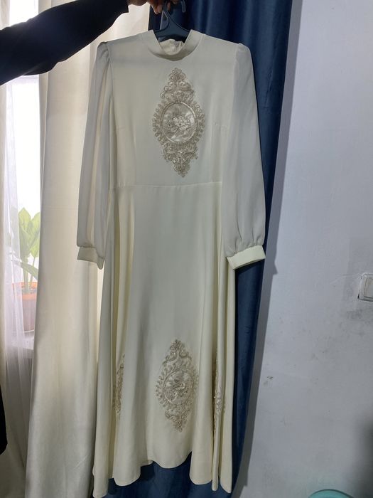 Көйлектер сатылады 1 рет киілген