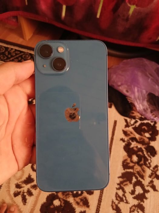 Продам IPhone 13 128 синий