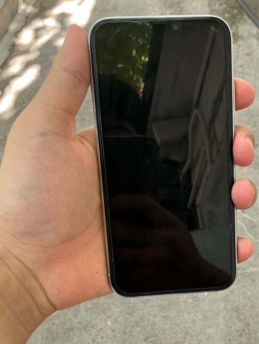 Iphone XR sotiladi
