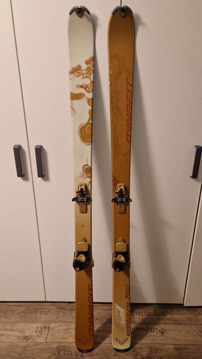 Ски за пантене Dynafit 169см +колани Dynafit