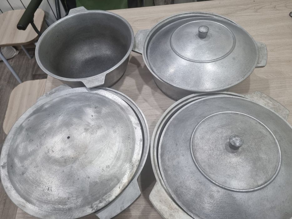 Продам казаны советские