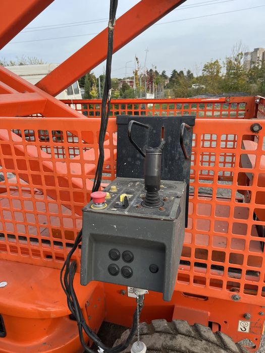 Ножична Вишка под наем