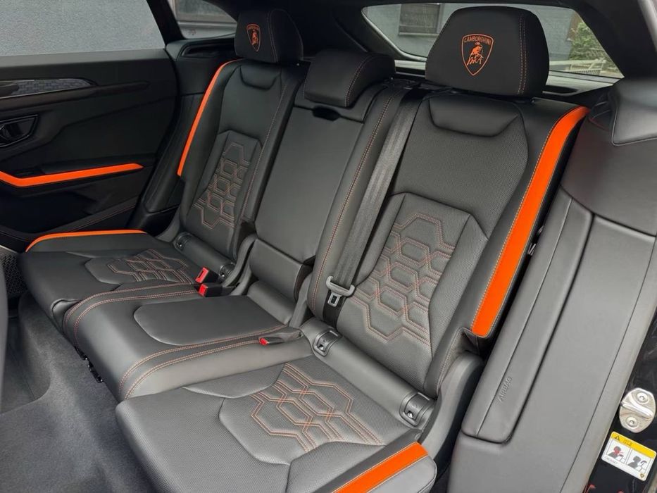 Lamborghini Urus SE 2026