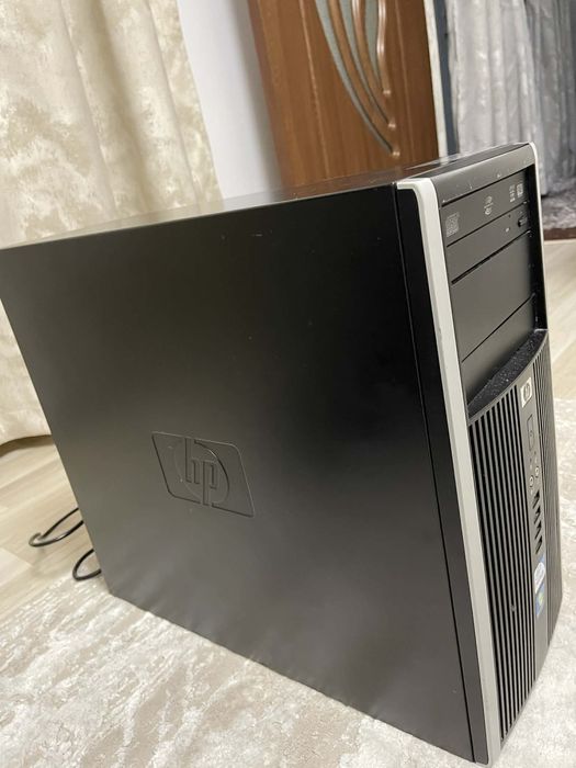 Se vinde un set de PC