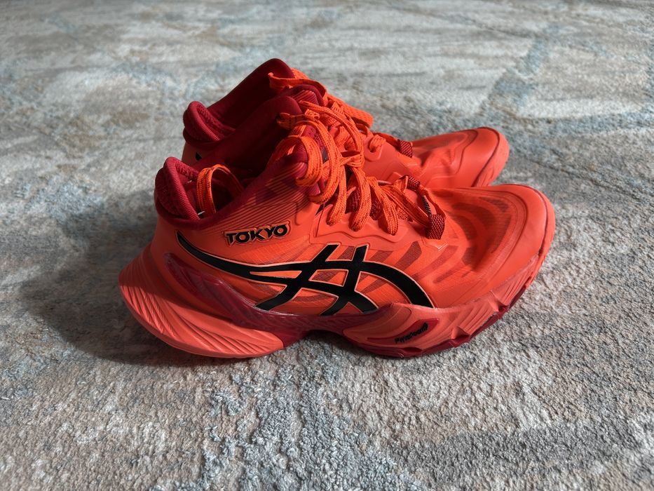 Асикс.Asics Tokyo кросовкасын сатамын.ПРОДАМ КРОСОВКИ Размер:39,38