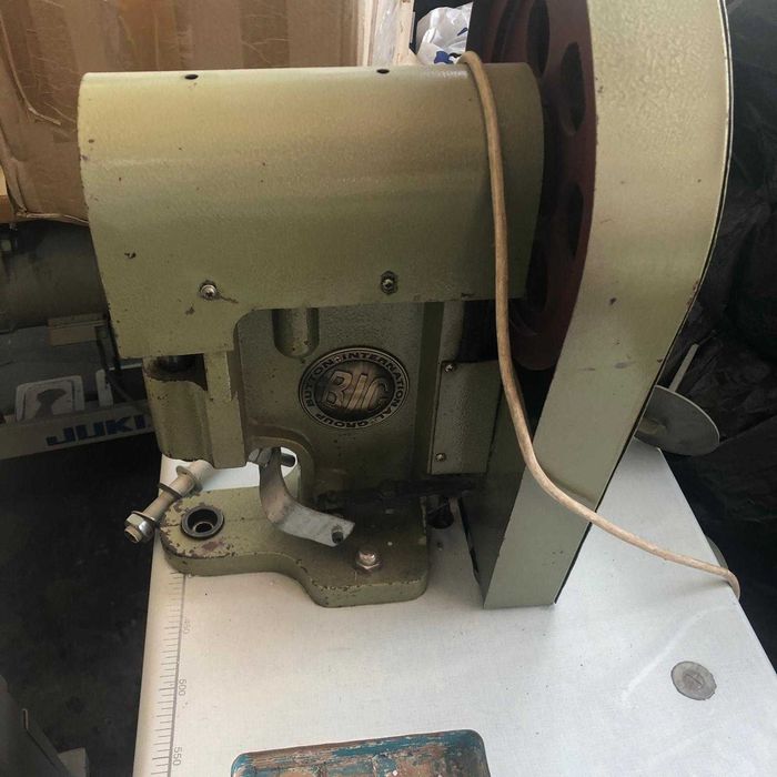 Masini industriale secție croit