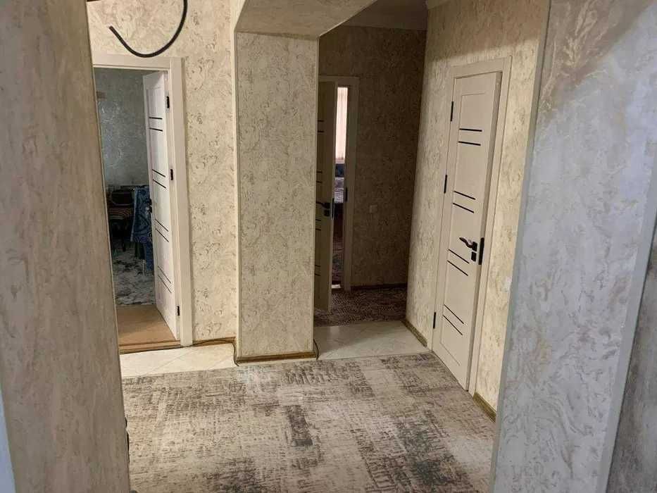 Продаётся 4-х комнатная квартира , Дархан.