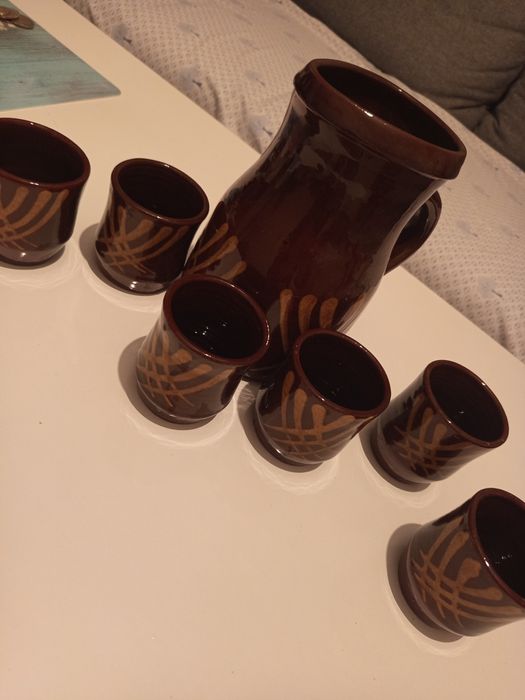 Керамични комплекти.