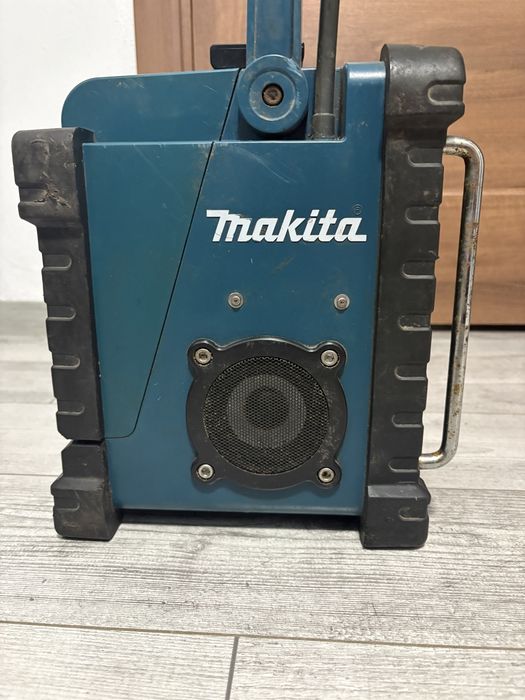 Vand radio Makita BMR100