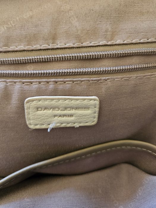 Rucsac David Jones, foarte frumos.