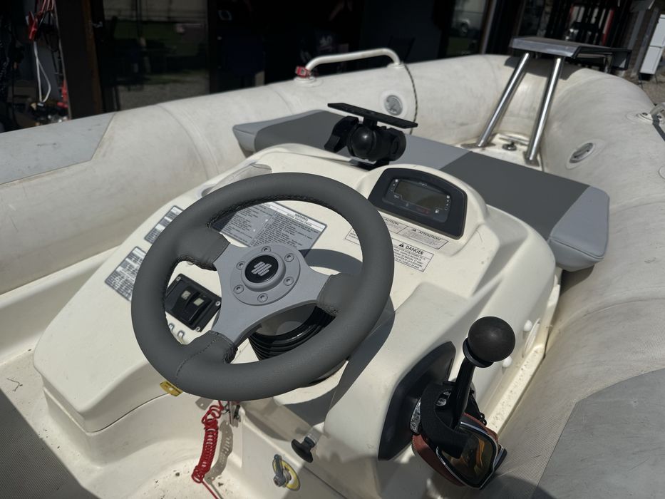 Barca zodiac rib projet 350