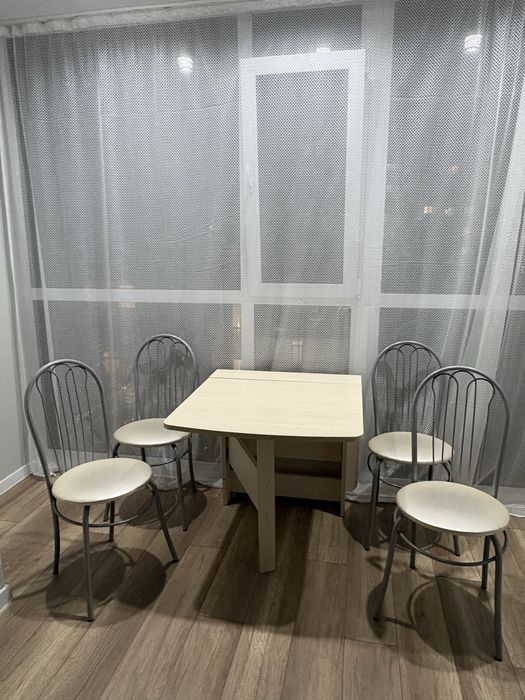 Продам стол. Раздвижной