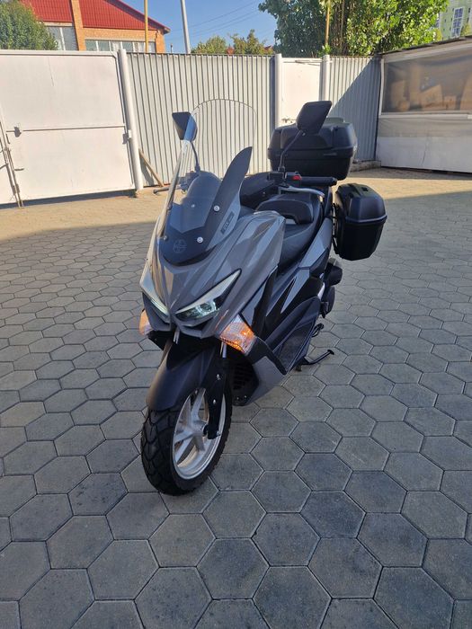 Maxi scooter мопед