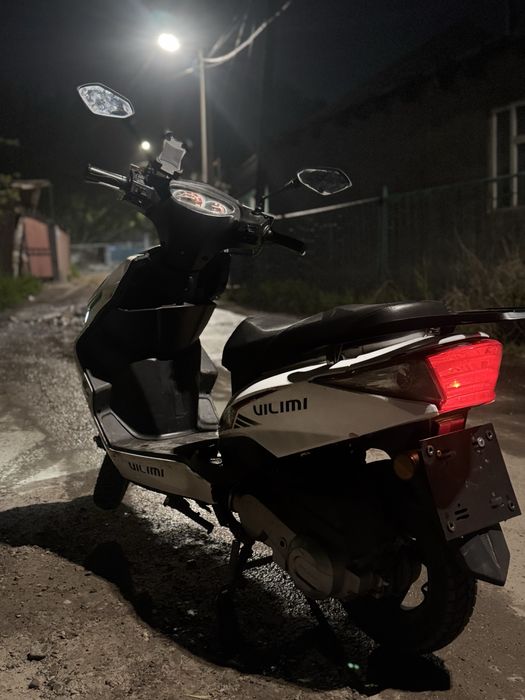 Продается мопед m8 срочно